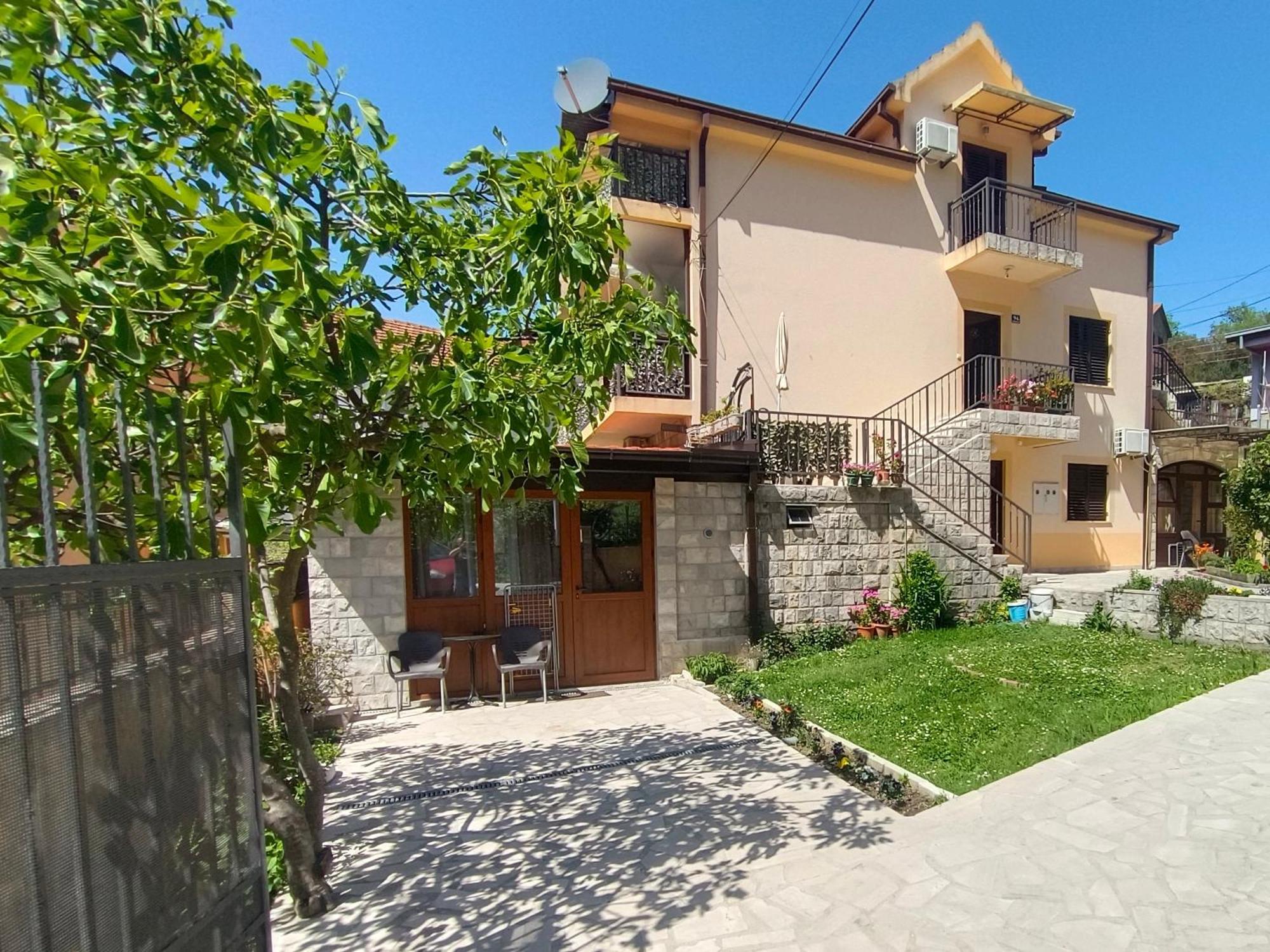 Apartment Vuki